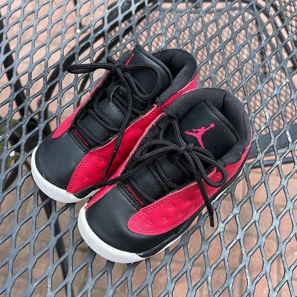 Jordan 13 Retro Low Very Berry (TD) Kids Black & Red Sneakers Size 7 DA8017-061